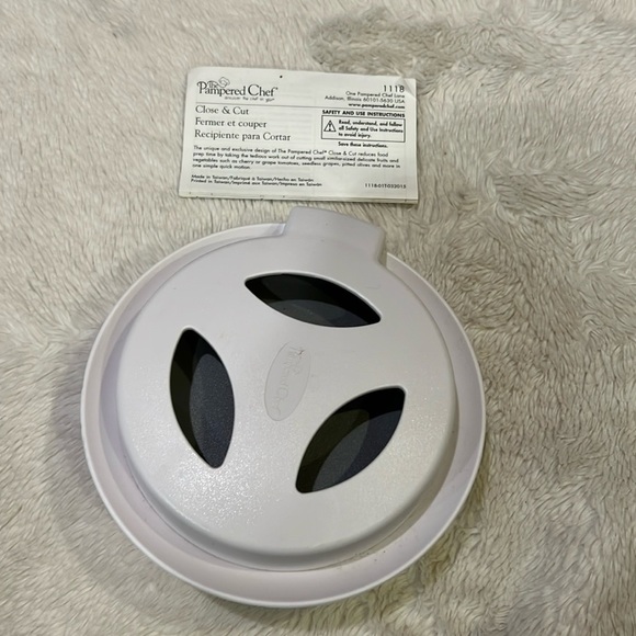 Pampered Chef close and cut bagel fruit slicer 1118 - Picture 1 of 7
